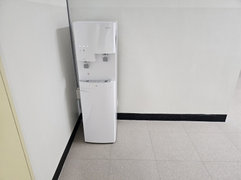 복도 내부사진1