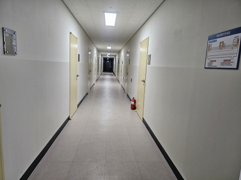 복도 내부사진2