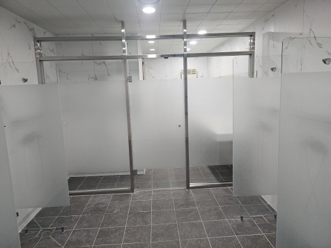 샤워실 내부사진1